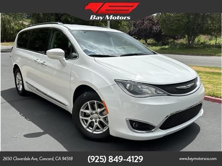 2020 Chrysler Pacifica Touring L